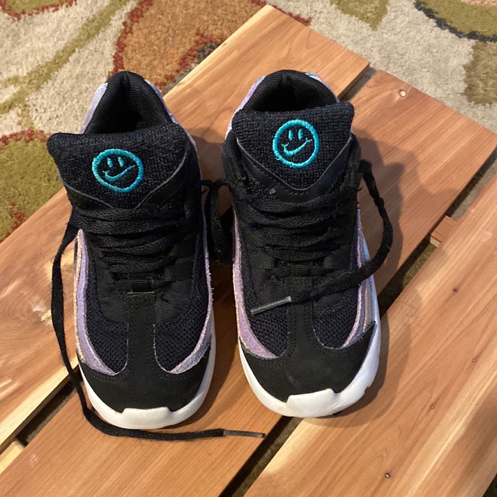 Nike kid shoe